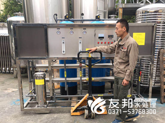 0.5噸，2噸單級純凈水設(shè)備1.jpg